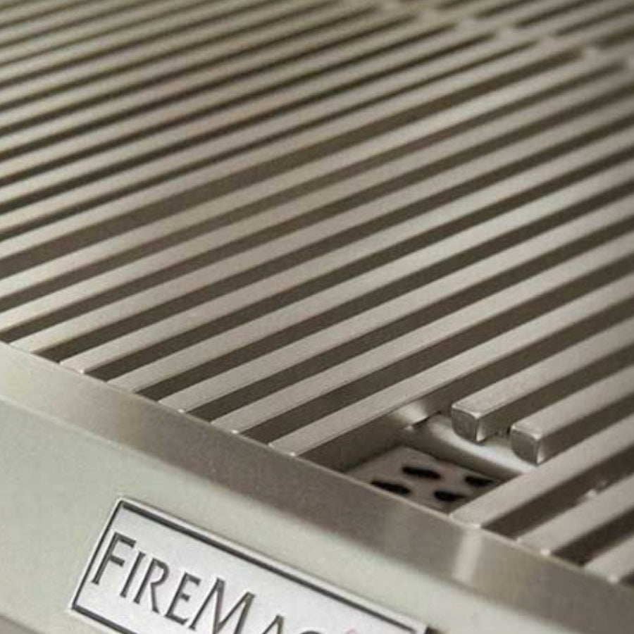 Fire Magic - C540I-RT1N - Choice 30-Inch Built-In Natural Gas Grill - Diamond Sear Cooking Grids