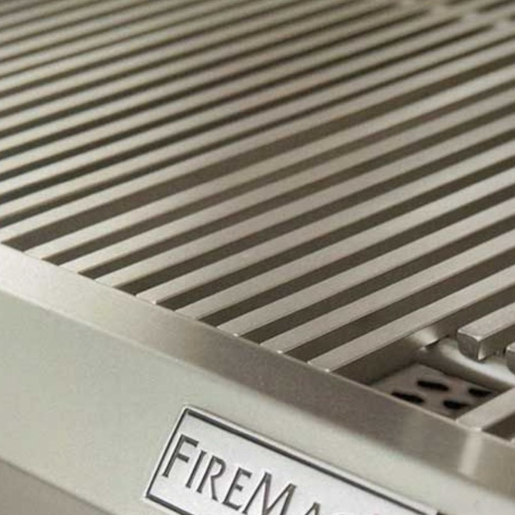 Fire Magic E660I-9E1N-W 30 Inch Built-In Natural Gas Grill With Rotisserie - Diamond Sear Cooking Grids