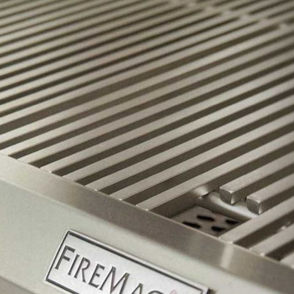 Fire Magic - A660I-7EAN - Aurora 30-Inch Built-In Natural Gas Grill - Diamond Sear Cooking Grids