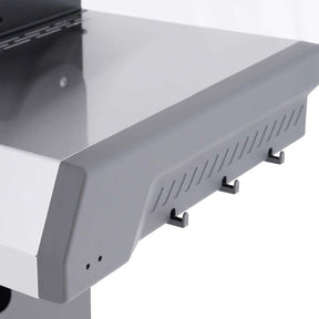 Monument Grills Eminence 405 - Close-up of a metal 