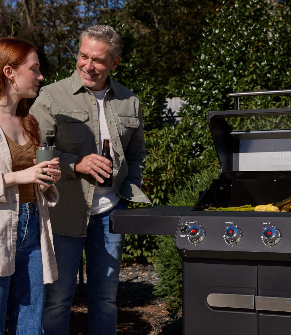 Monument Grills Mesa 425 Black Propane Gas Grill 52,000 BTU ClearView Lid & Side Burner SKU M425
