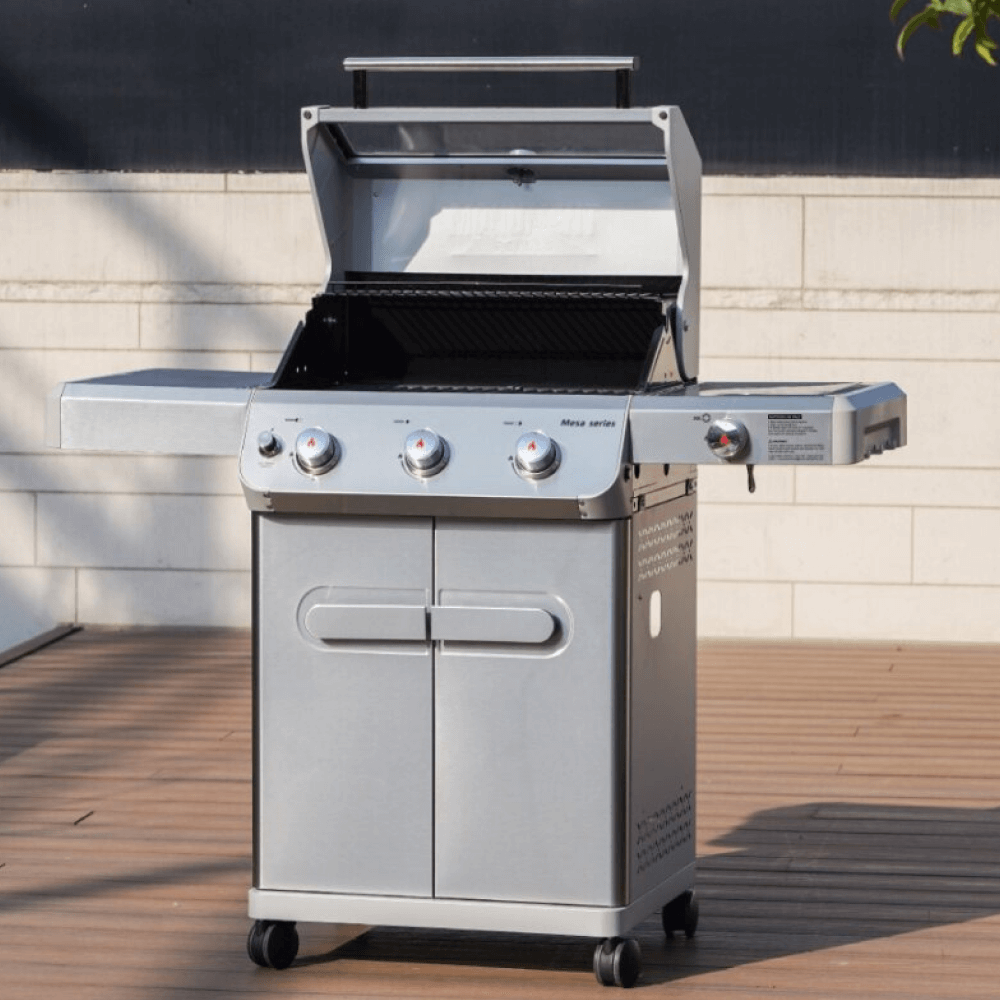 Monument Grills Mesa 305 Stainless Propane Gas Grill 48,000 BTU Clearview Lid M305