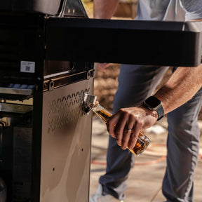 Monument Grills Mesa 325 Black Propane Gas Grill 48,000 BTU Clearview Lid 570 sq in Cooking Area M325