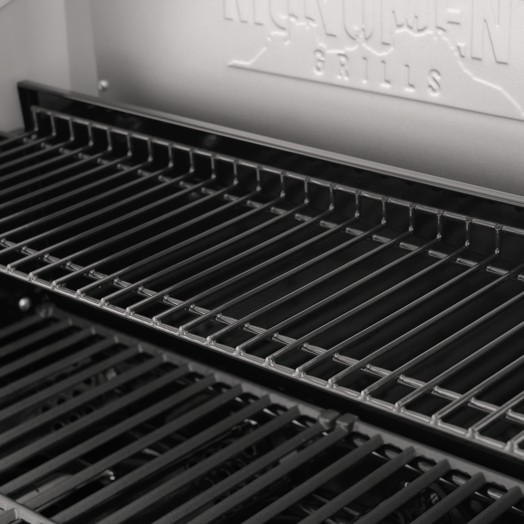 Monument Grills Mesa 410MBZ Stainless Propane Gas Grill 39,000 BTU Broil Zone – M410MBZ